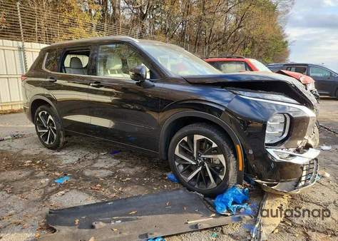 2024 Mitsubishi Outlander Sel z USA, uszkodzony, nr VIN JA4J3WA86RZ002907